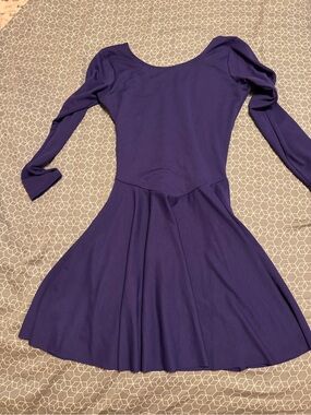 Elegant Purple Vintage 70’s Long-Sleeve Fit-and-Flare Dress